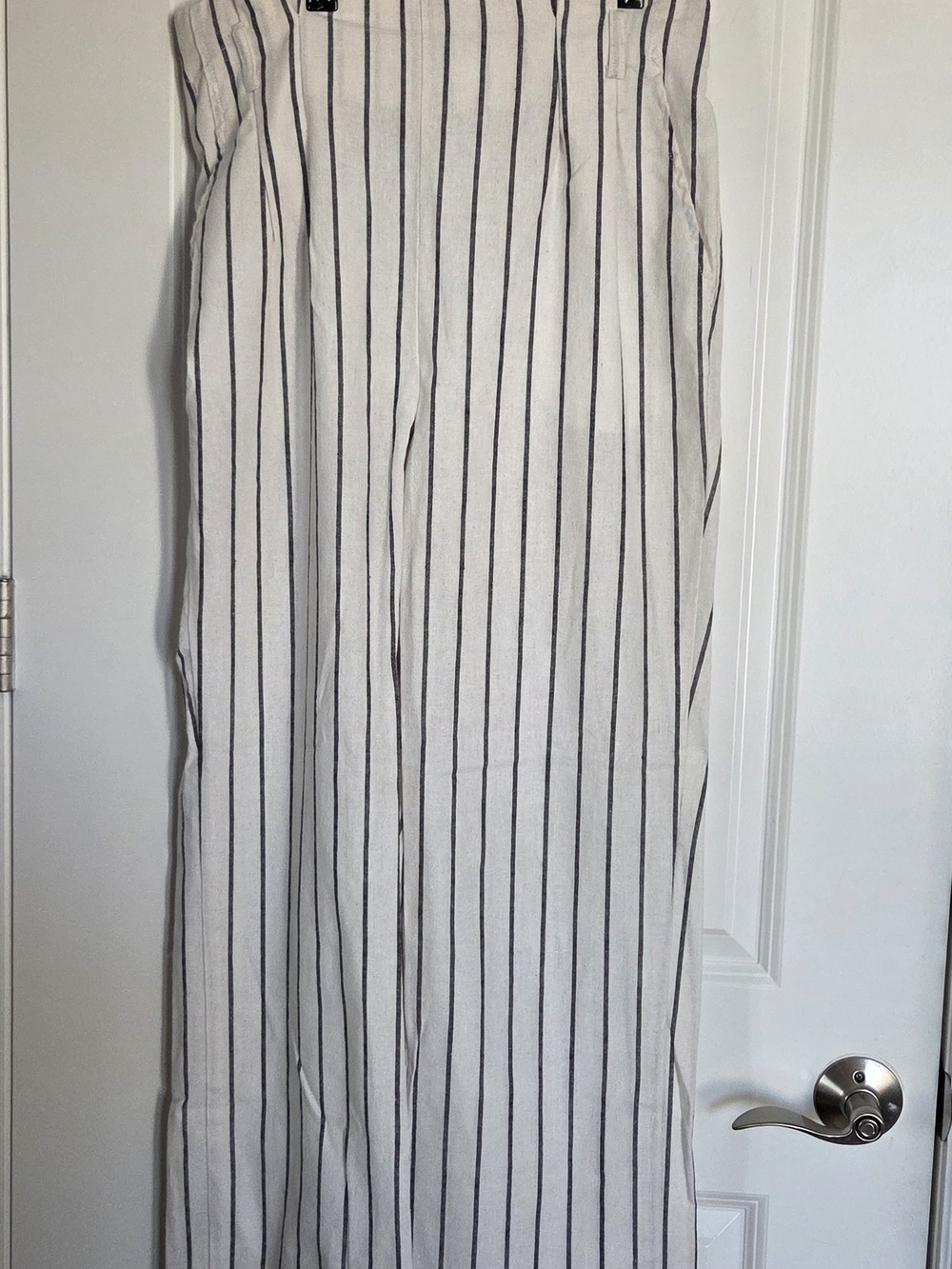 Ci Sono White Wide Leg Pants with Black Pinstripes